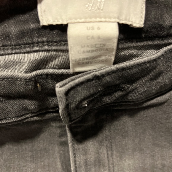 H&M Grey Denim Shorts - Picture 2 of 2
